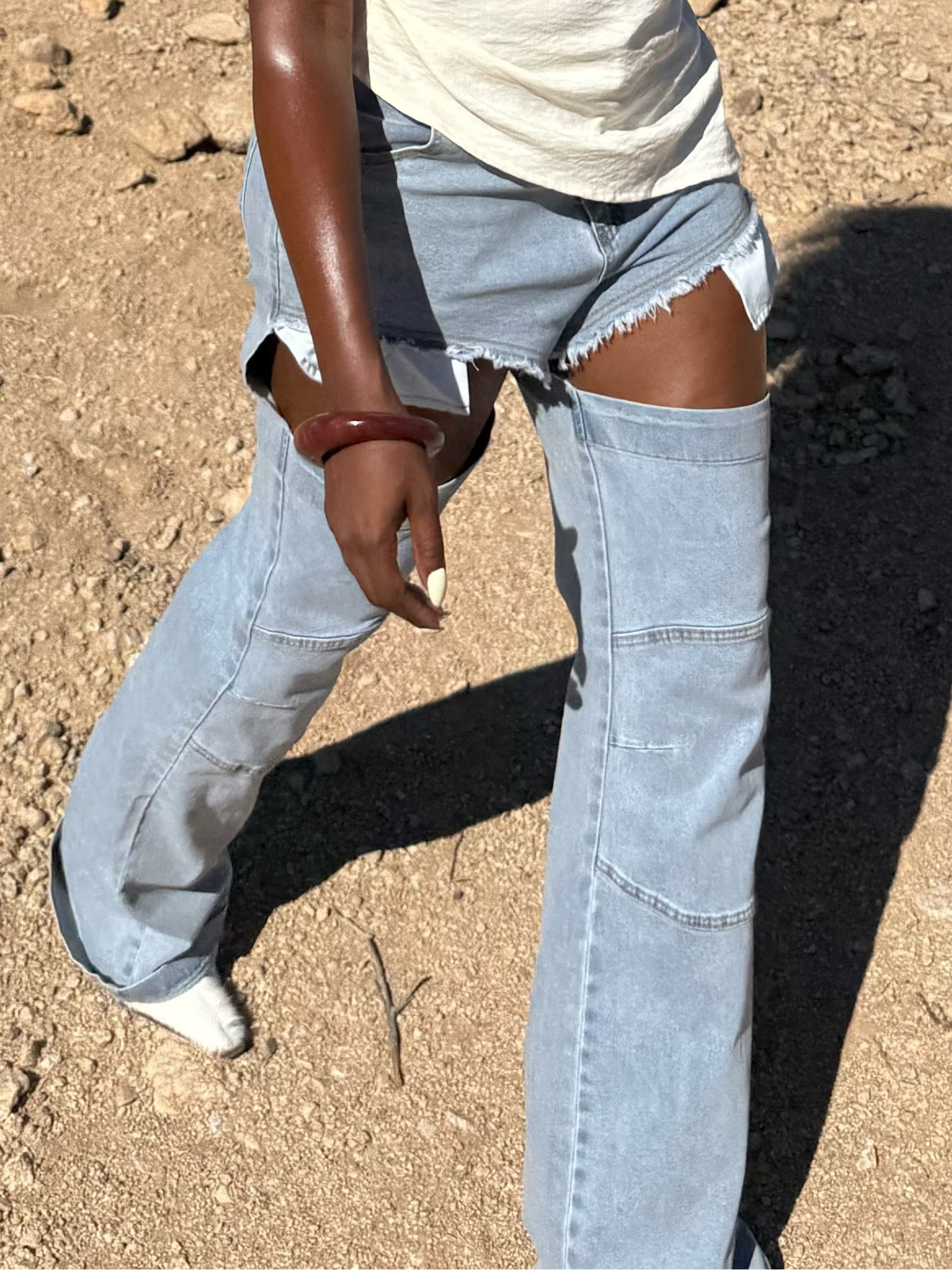 Oasis Cutout Jean